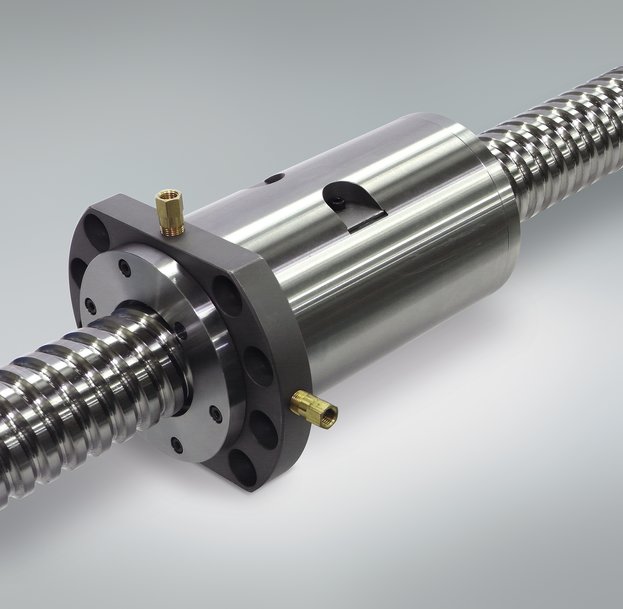 Collaboration between CHIRON Group and NSK : Machining centers feature ball screws with nut cooling to increase surface quality of milled parts